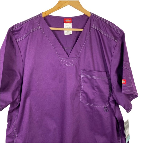 DICKIES Scrub Gen Flex Men's V-Neck Scrub Top In eggplant color Size large - Picture 3 of 12